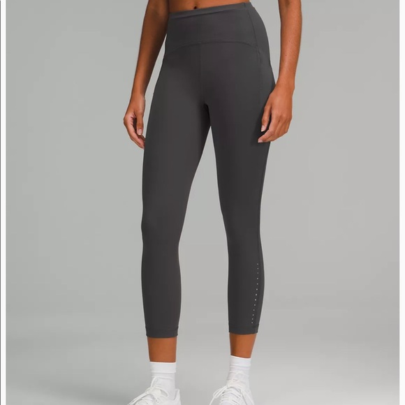Lululemon Swiftly Speed High-Rise Crop 23 - Picture 4 of 5